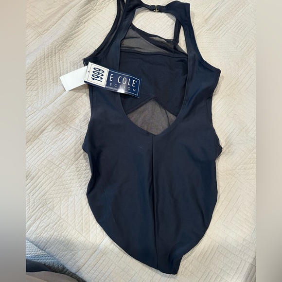 ANNE COLE ‼️NEW‼️ Elegant Black One-Piece Swimsuit - Picture 4 of 9